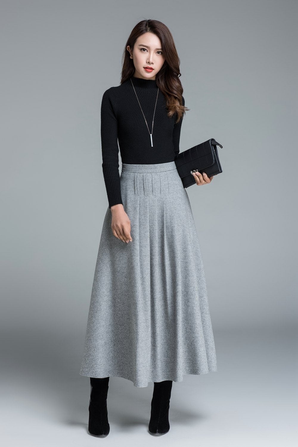 Grey A-Line Midi Skirt with Turtleneck — Classy Grey Skirt Outfit
