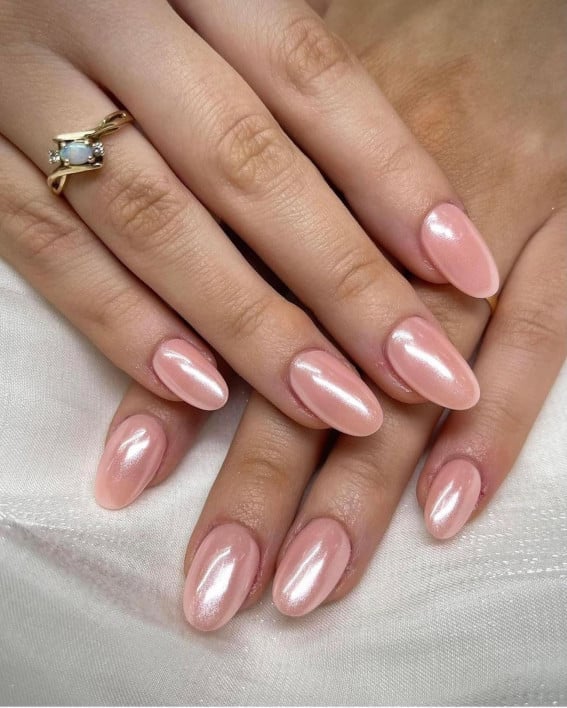 Pale Pink Pearlescent Oval Nails Pale Pink Pearlescent Oval Nails — Classy Hailey Bieber Nails