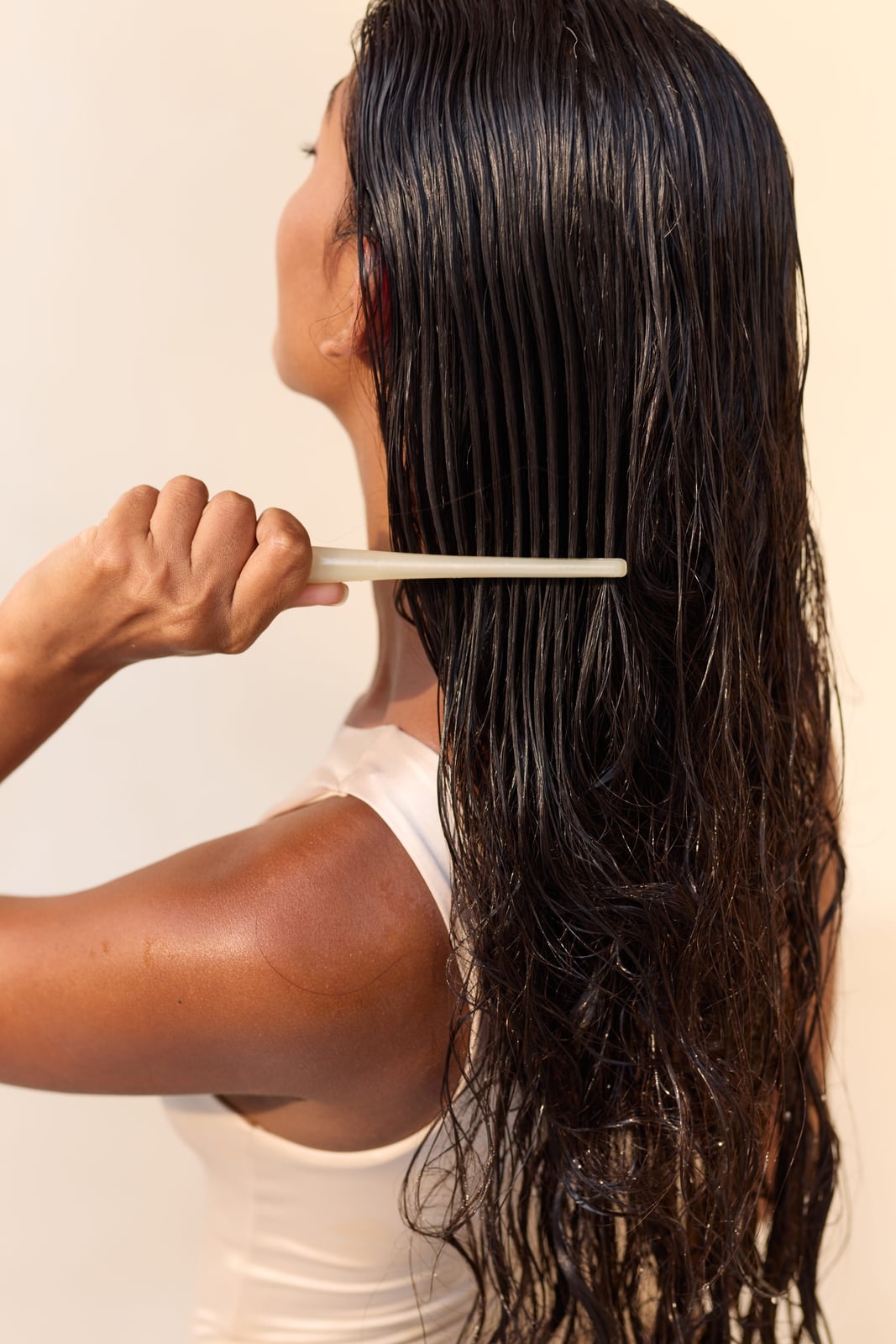 Mid-Back Dark Brown Wet Look — Classy Hair Growth Tips