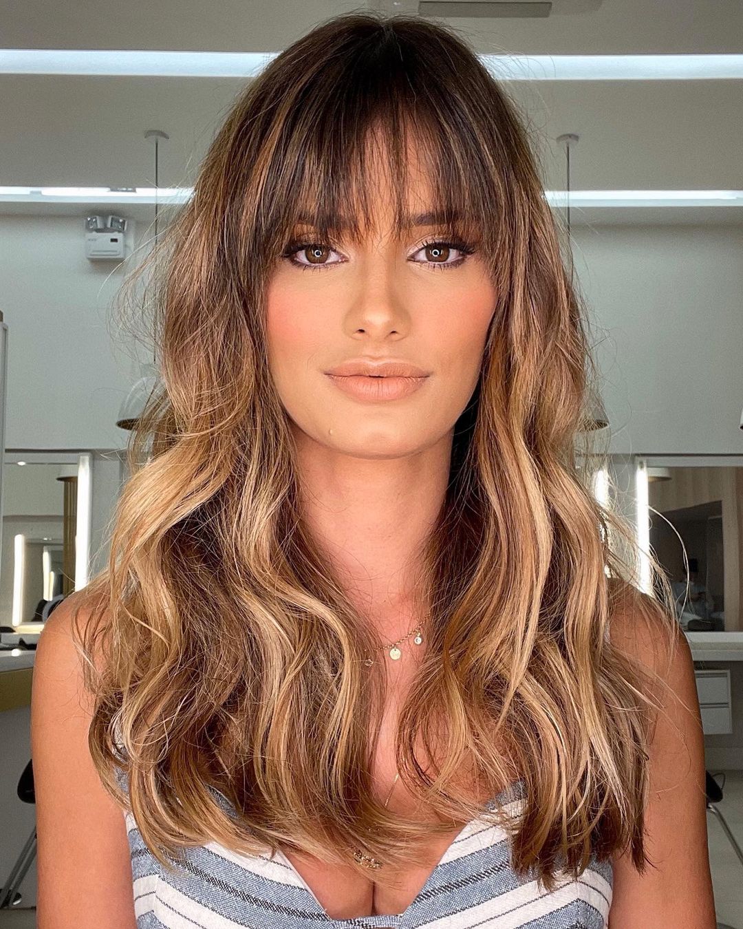 Mid-Back Long Layers With Curtain Bangs — Classy Hair with Bangs