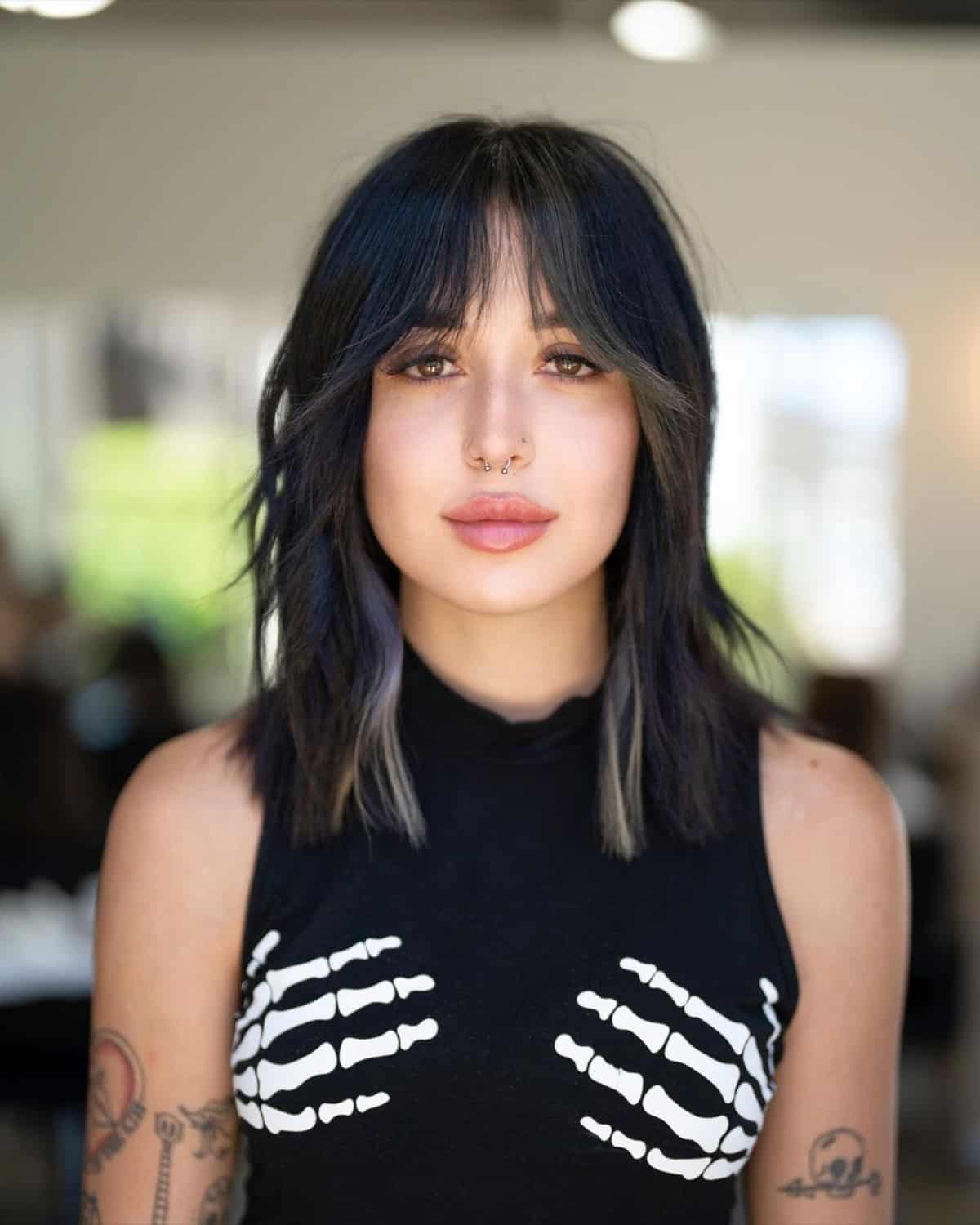 Shoulder Length Shag With Curtain Bangs, Wavy — Classy Hair with Bangs