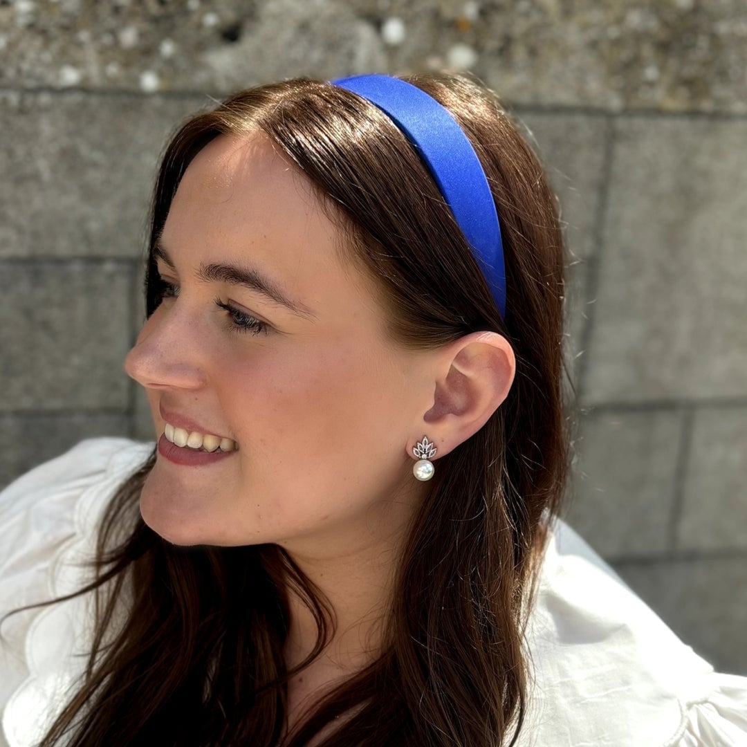 Mid-Back Loose Waves With Royal Blue Headband — Classy Hair with Headband