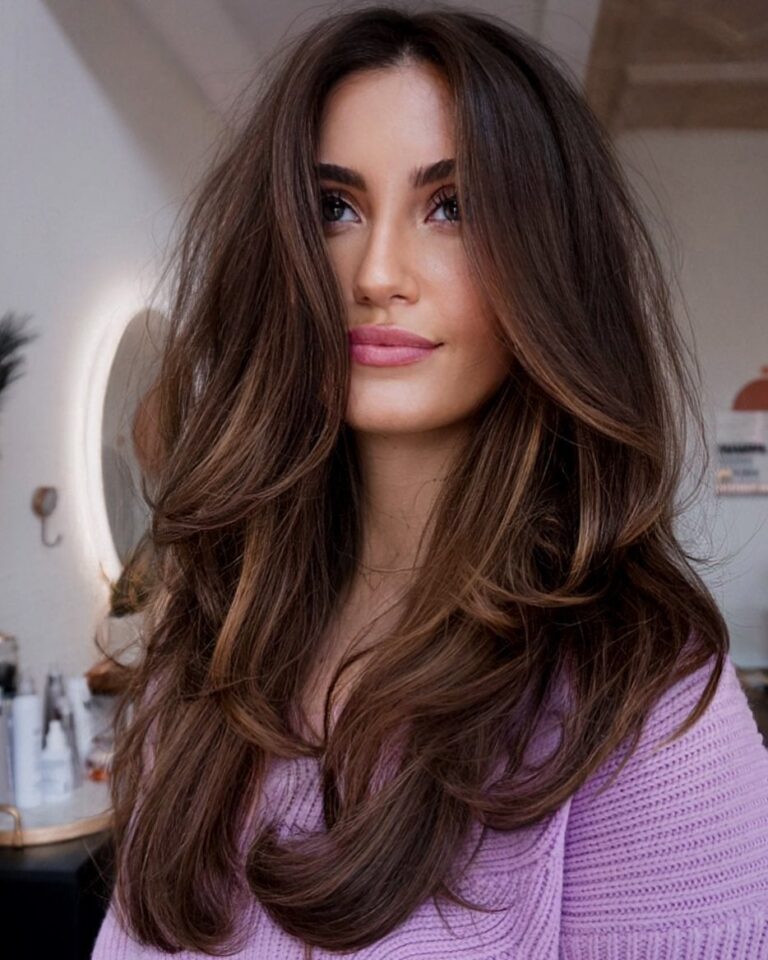 34 Classy Haircuts 2027 for Long Hair with Rich Color