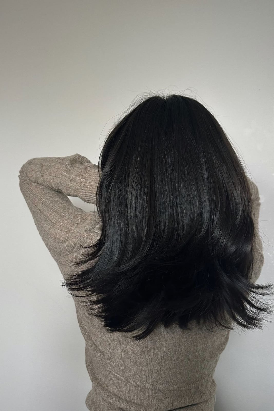 Black Hair With Long Layers And Subtle Waves Black Hair With Long Layers And Subtle Waves — Classy Haircuts for Long Hair