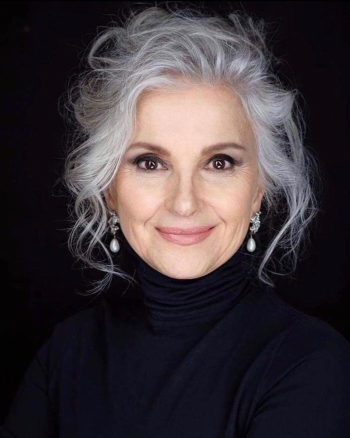 Chin Length Silver Grey Bob Curls — Classy Haircuts for Round Face