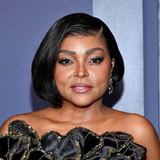 Textured Bob With Wispy Bangs — Classy Haircuts for Round Face