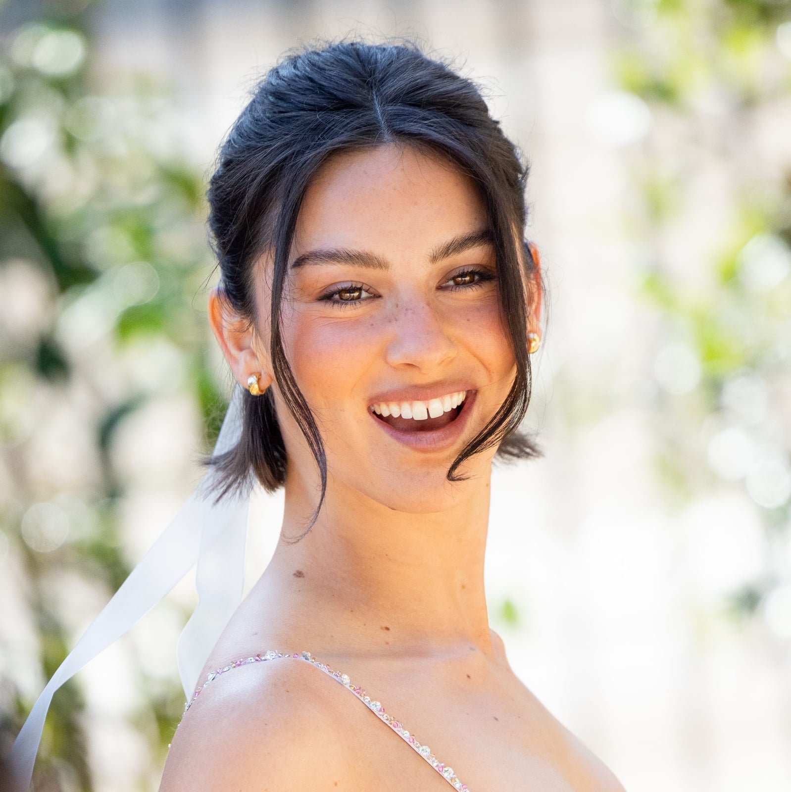 Chin Length Bob With Wispy Bangs — Classy Hairstyles Pictures
