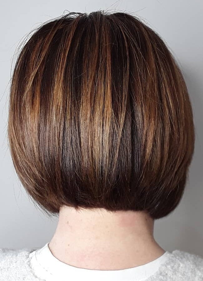 Chin Length Bob With Copper Highlights — Classy Highlights Brown Hair