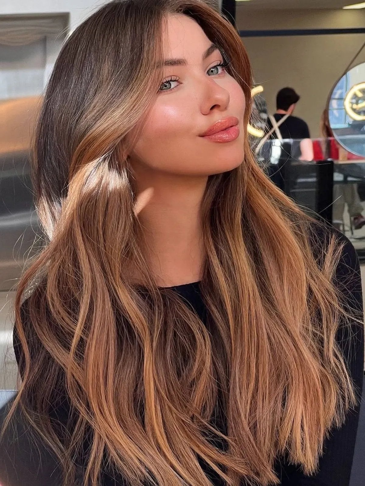 Dark Brown With Dimensional Blonde Highlights — Classy Highlights in Brown Hair