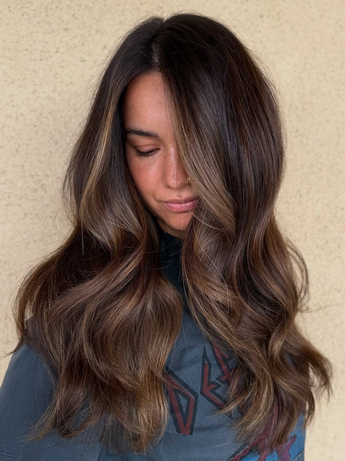 Dark Brown With Caramel Highlights — Classy Highlights in Brown Hair