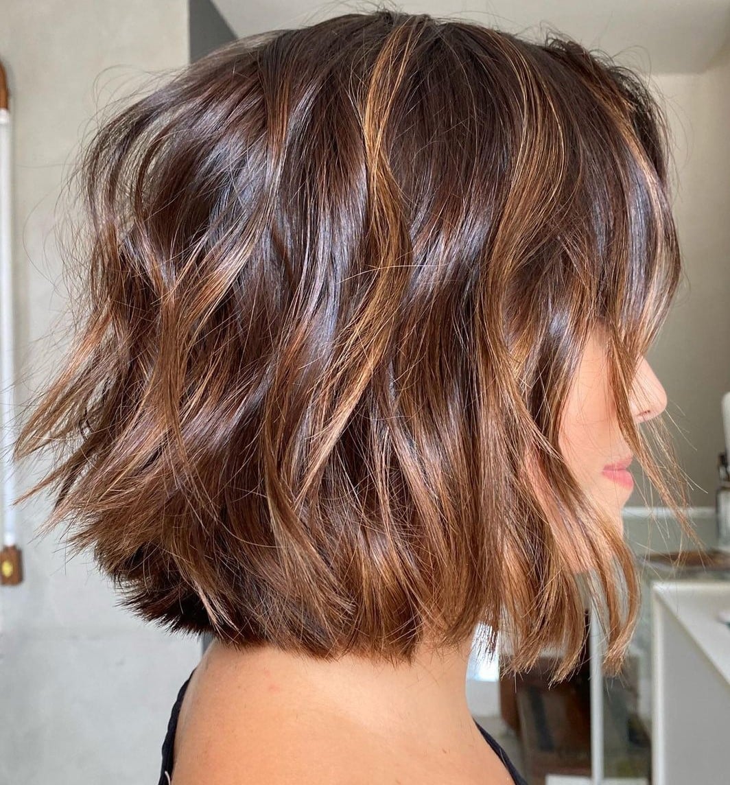 Textured Bob With Caramel Highlights — Classy Highlights in Brown Hair