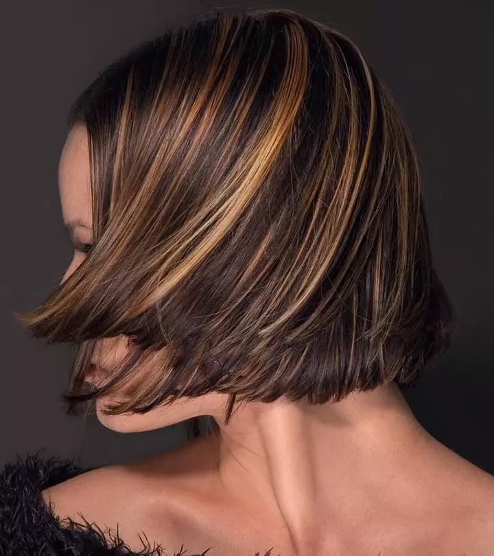 Mid-Back Wavy Hair With Stylish Highlights — Classy Highlights on Brown Hair