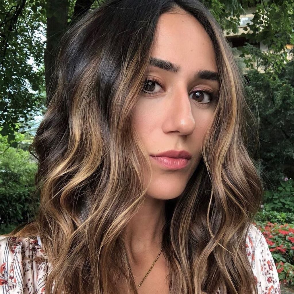 Collarbone Cut With Rich Chocolate Brown Depth — Classy Highlights on Brown Hair