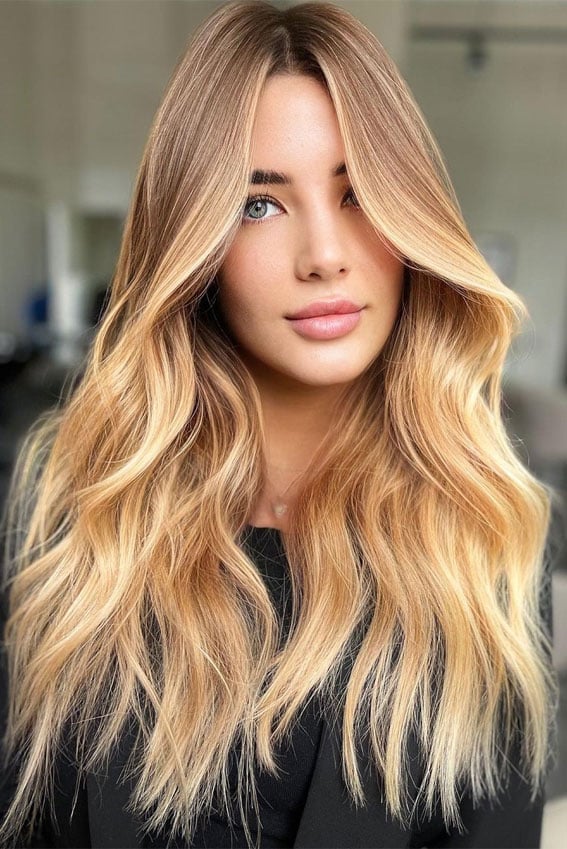 Mid-Back Honey Blonde Highlights With Curtain Bangs Mid-Back Honey Blonde Highlights With Curtain Bangs — Classy Honey Blonde Highlights