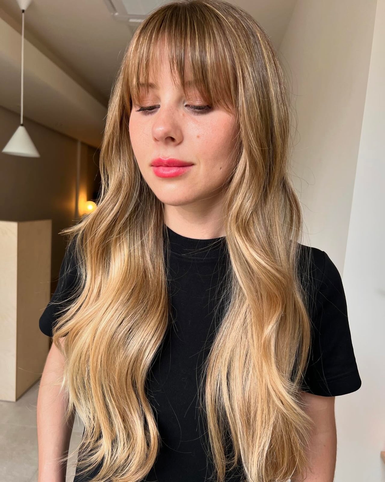 Mid-Back Wavy Golden Bronde — Classy Honey Hair