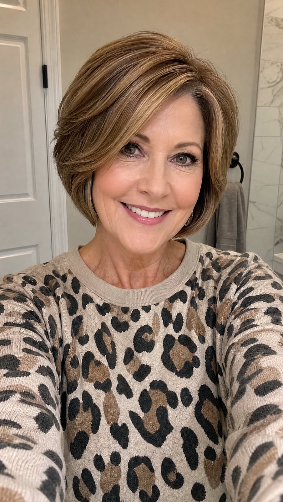 Layered Bob With Honey Highlights — Classy Honey Hair