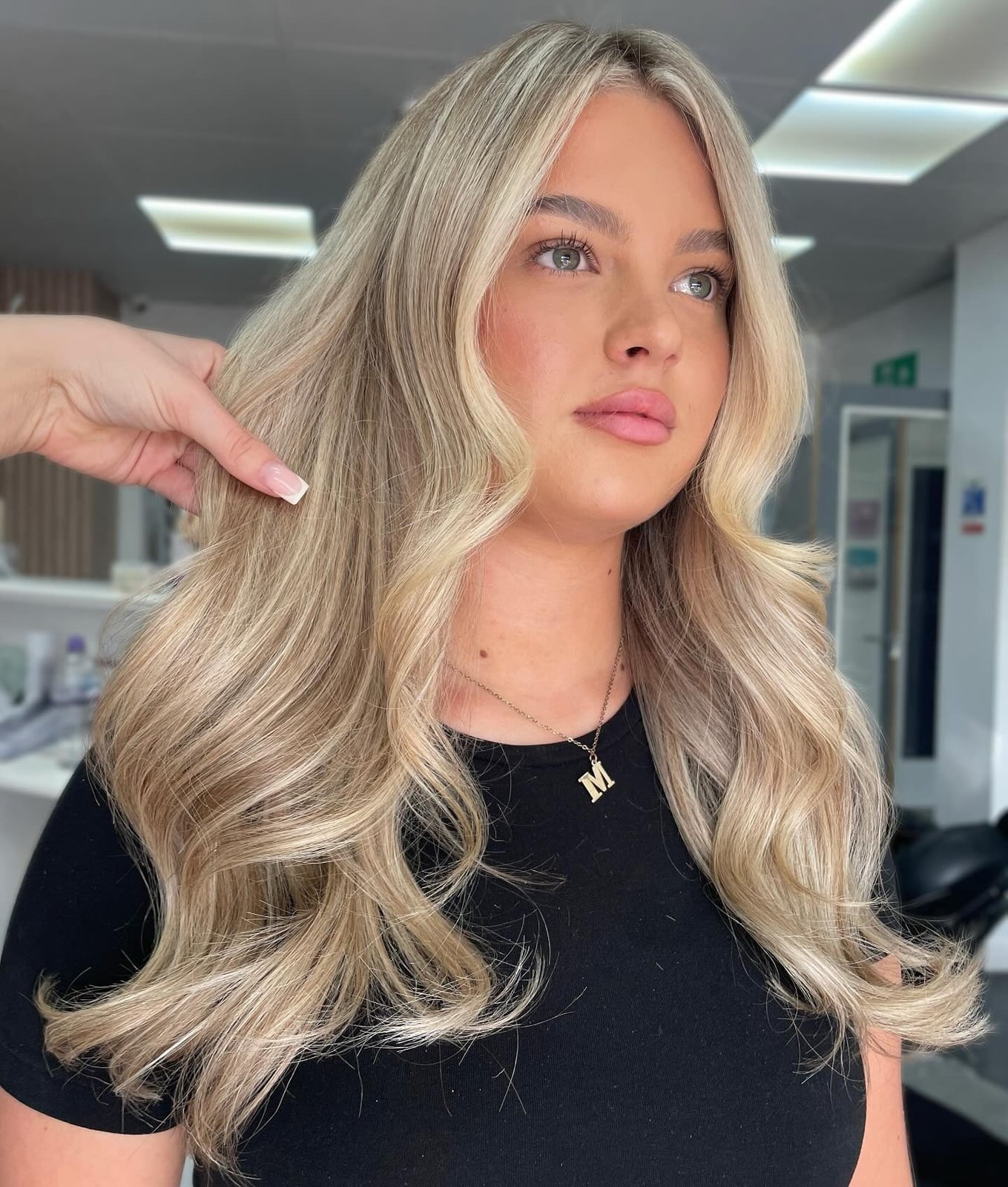 Shoulder Length Icy Blonde With Highlights — Classy Icy Blonde Hair
