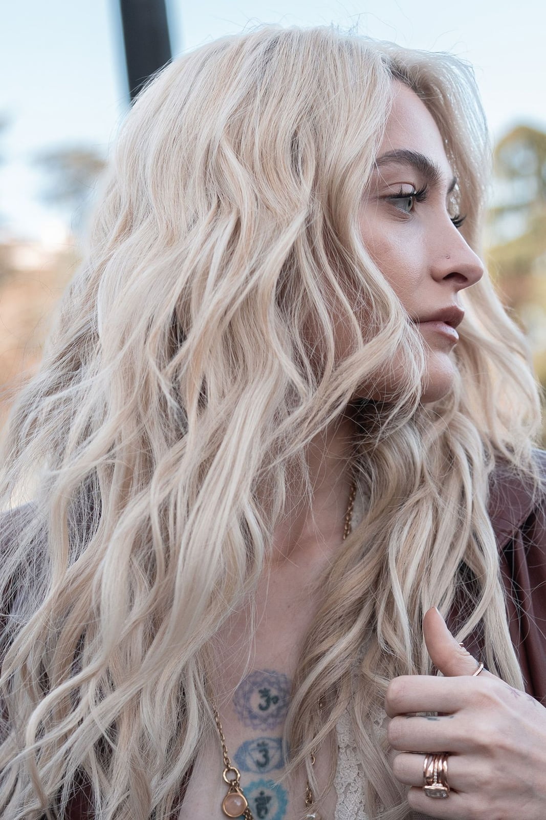 Mid-Back Platinum Balayage With Curtain Bangs and Long Layers — Classy Icy Blonde Hair