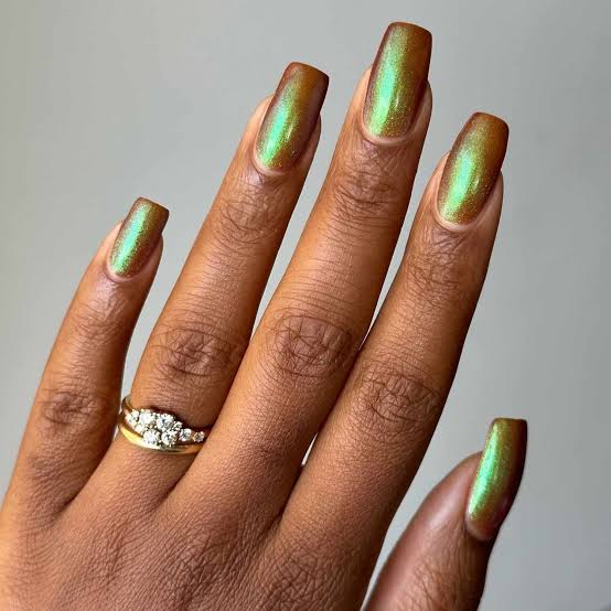 Bronze Green Gold Shift Shimmer Square Nails Bronze Green Gold Shift Shimmer Square Nails — Classy Iridescent Nails