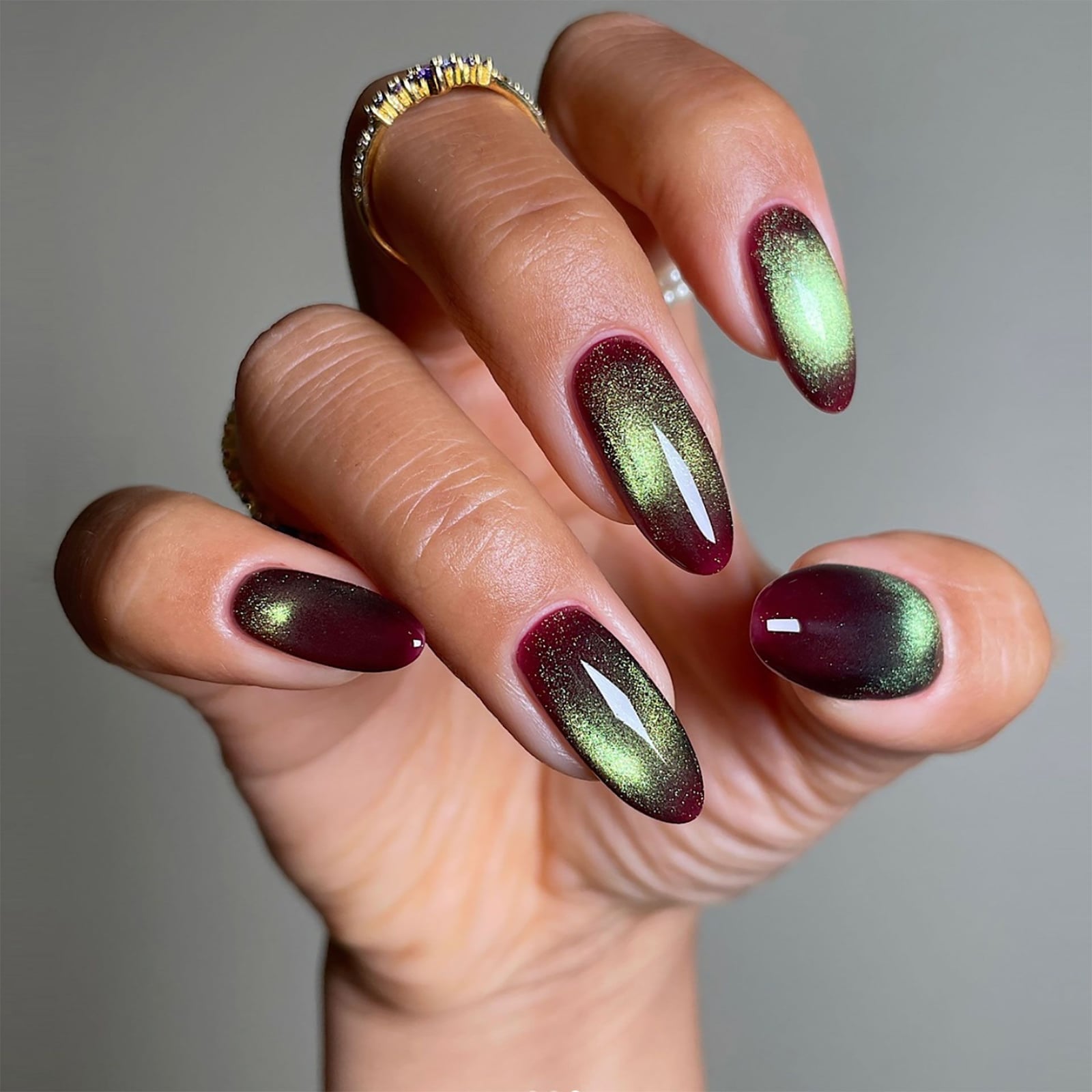 Burgundy Green Cat Eye Almond Nails Burgundy Green Cat Eye Almond Nails — Classy Iridescent Nails