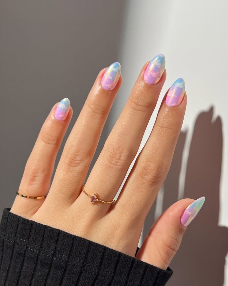 Iridescent Cloud Pattern Almond Nails Iridescent Cloud Pattern Almond Nails — Classy Iridescent Nails