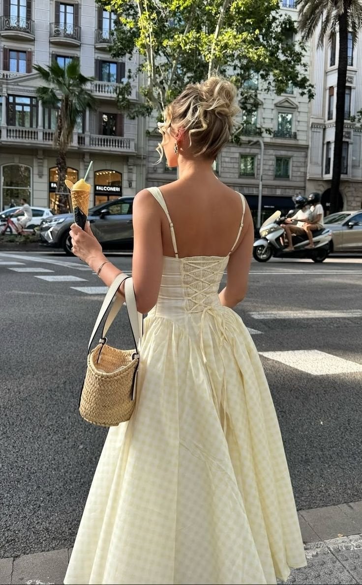 Pale Yellow Gingham Corset Dress with A-Line Skirt Pale Yellow Gingham Corset Dress with A-Line Skirt — Classy Italian Style