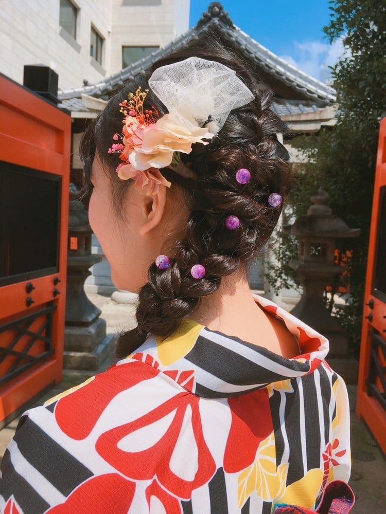 Mid-Back Braid With Decorative Accessories — Classy Japan Hairstyles
