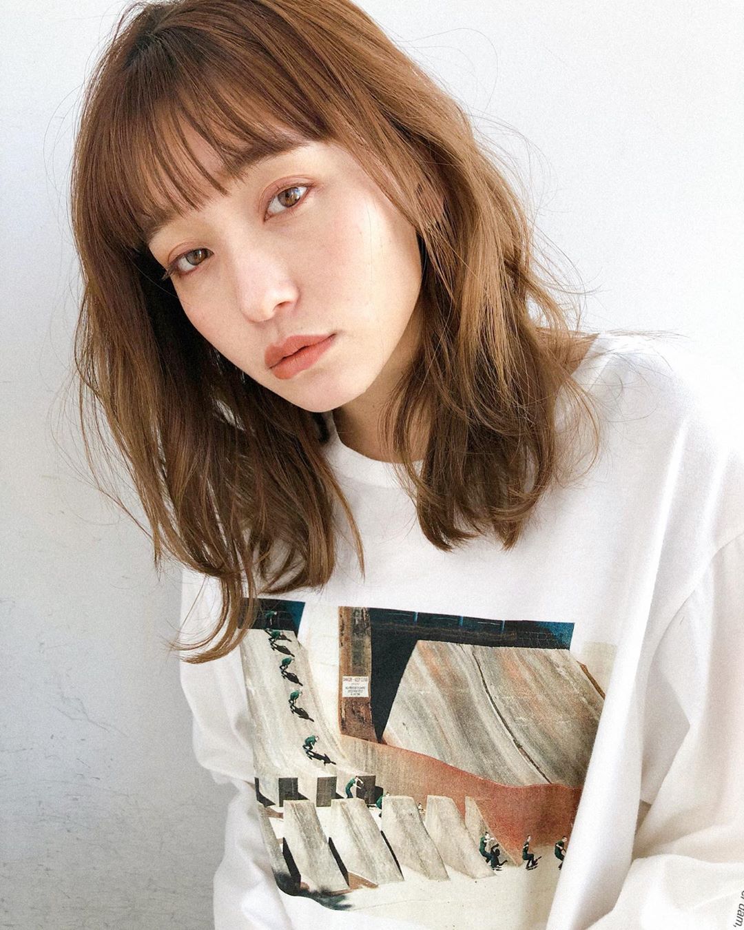 Collarbone Waves With Curtain Bangs — Classy Japan Hairstyles