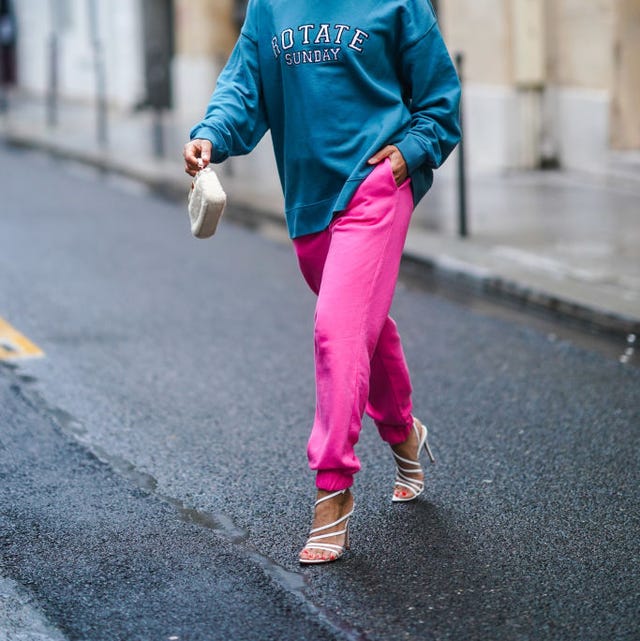 Bright Pink Joggers With Teal Sweatshirt — Classy Joggers Outfits
