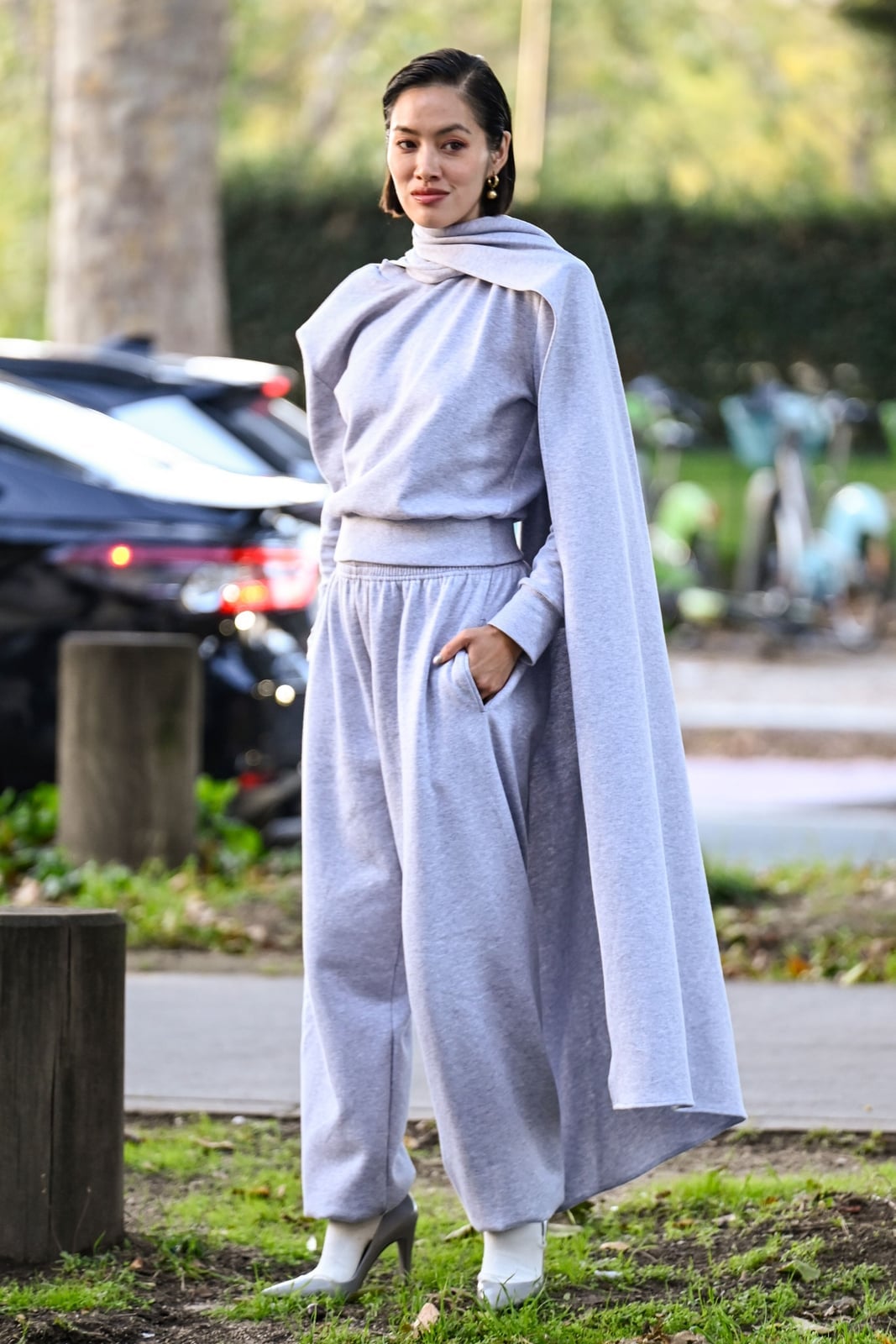 Wide Leg Joggers With Dramatic Cape Detail — Classy Joggers Outfits