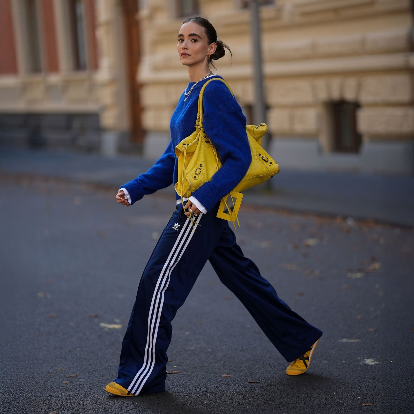 Navy Track Joggers With Bright Accessories — Classy Joggers Outfits