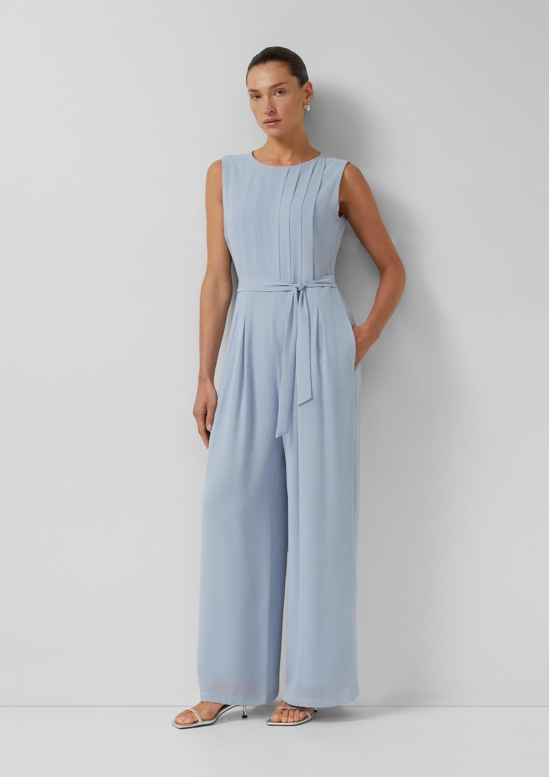 Light Blue Sleeveless Jumpsuit with Pleated Bodice Light Blue Sleeveless Jumpsuit with Pleated Bodice — Classy Jumpsuit Outfits