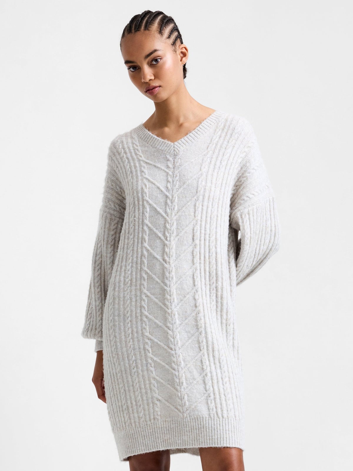 Light Grey Oversized Cable Knit Jumper Dress Light Grey Oversized Cable Knit Jumper Dress — Classy Knit Outfits