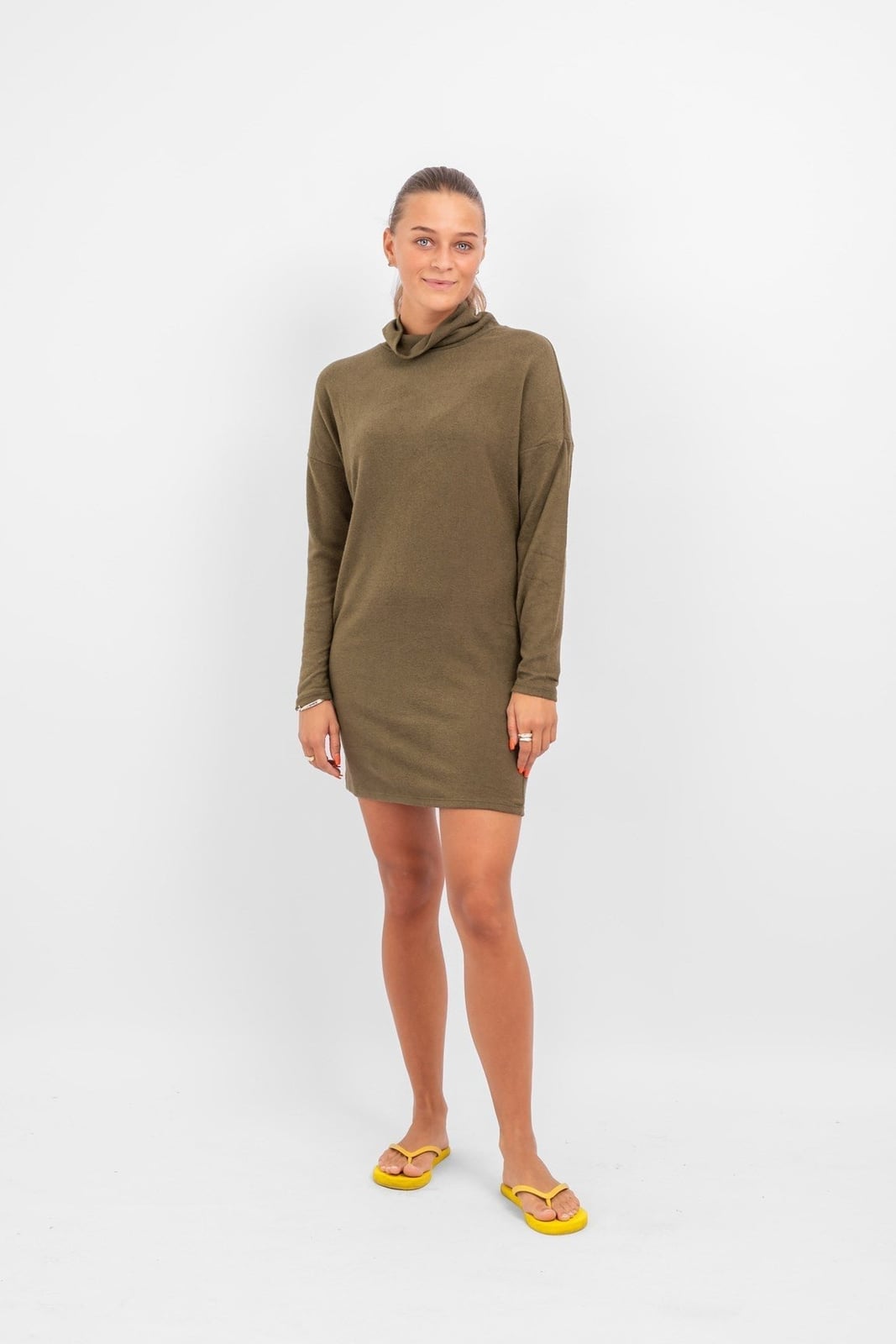 Dark Green Knit Turtleneck Mini Dress Dark Green Knit Turtleneck Mini Dress — Classy Knit Outfits