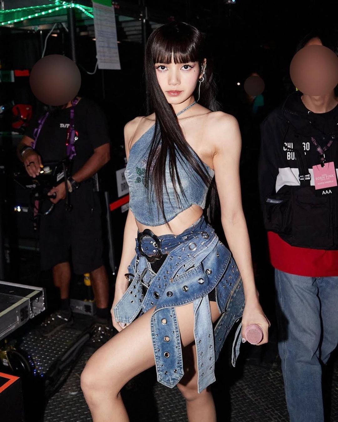 Long Straight Hair With Blunt Bangs, Dark Brown — Classy Korean Haircuts