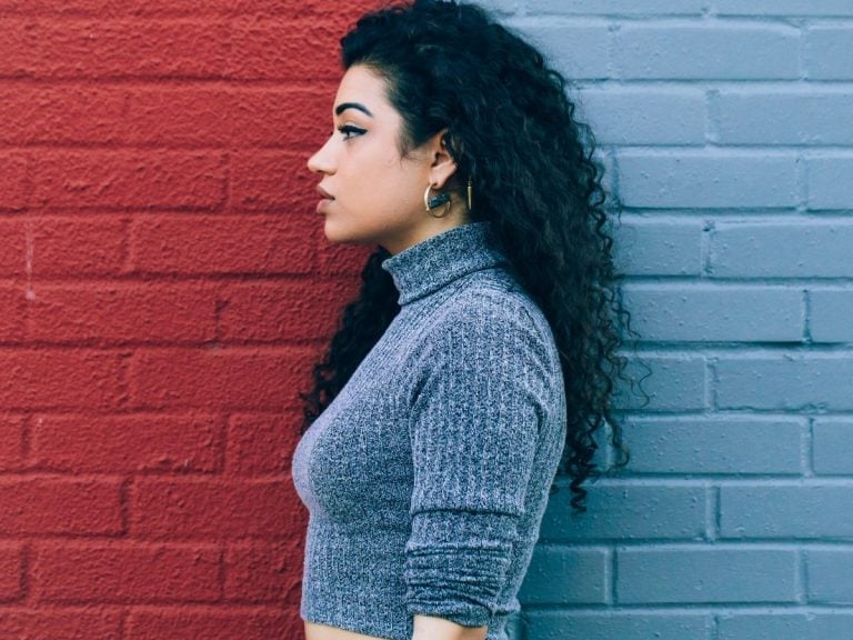 Mid-Back Voluminous Natural Curls — Classy Latina Hairstyles