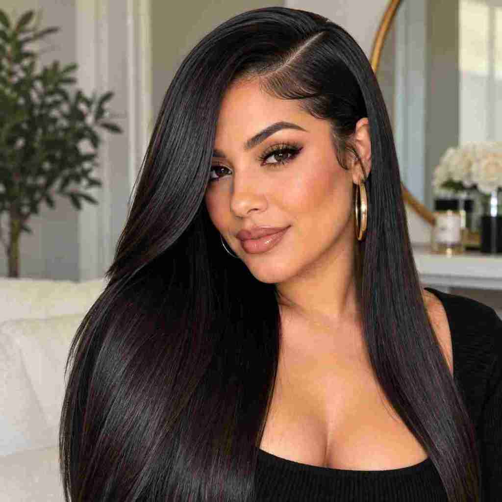 Glossy Mid-Back Straight Blowout — Classy Latina Hairstyles