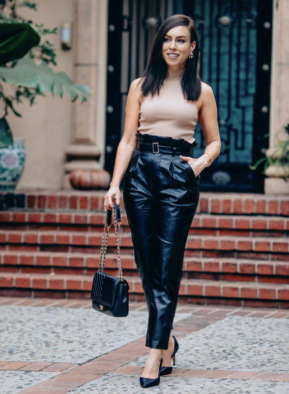 Black Leather Paperbag Pants with Beige Mock Neck Top Black Leather Paperbag Pants with Beige Mock Neck Top — Classy Leather Outfits
