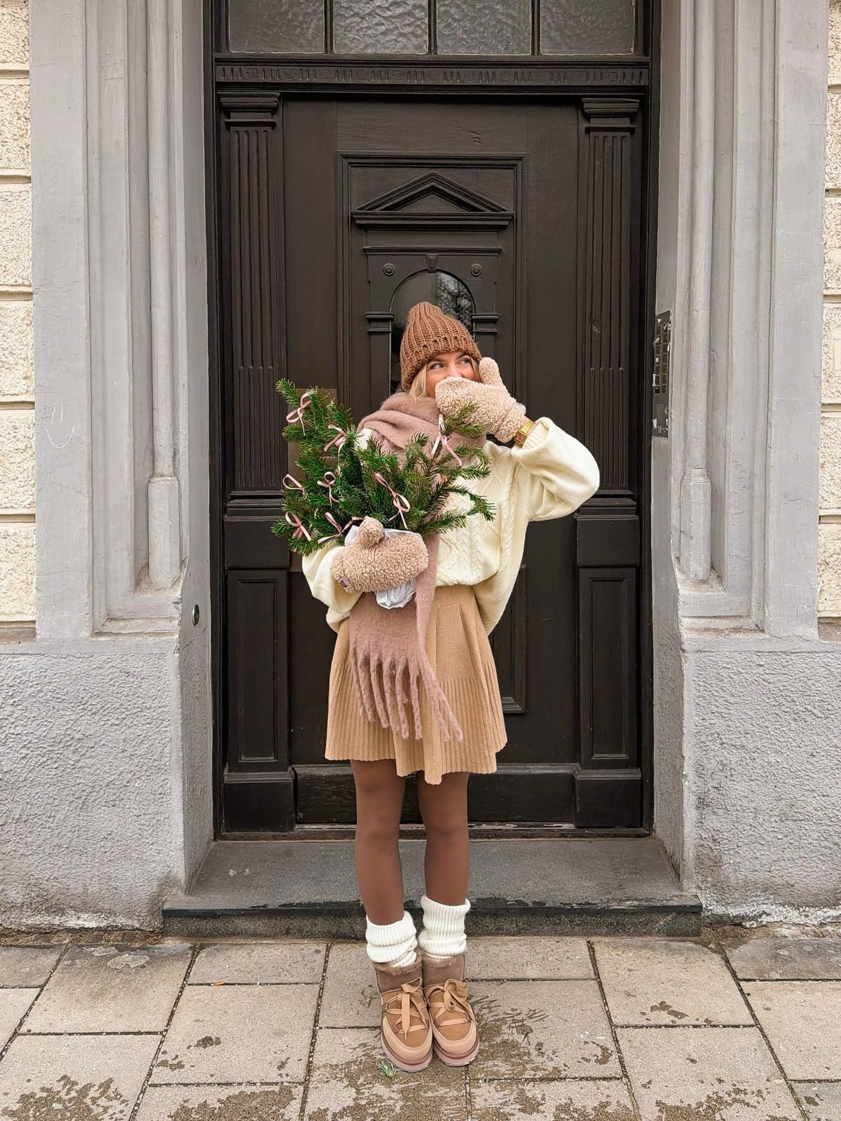 Corduroy Skirt With White Leg Warmers Corduroy Skirt With White Leg Warmers — Classy Leg Warmers Outfits