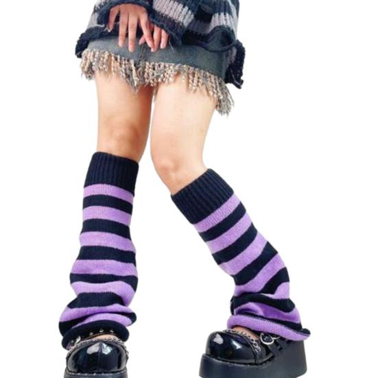 Striped Leg Warmers With Platform Shoes Striped Leg Warmers With Platform Shoes — Classy Leg Warmers Outfits