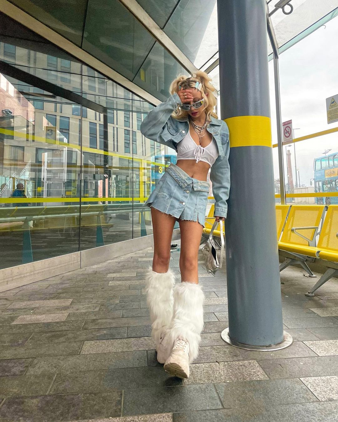Denim Mini Skirt With Fluffy Leg Warmers Denim Mini Skirt With Fluffy Leg Warmers — Classy Leg Warmers Outfits