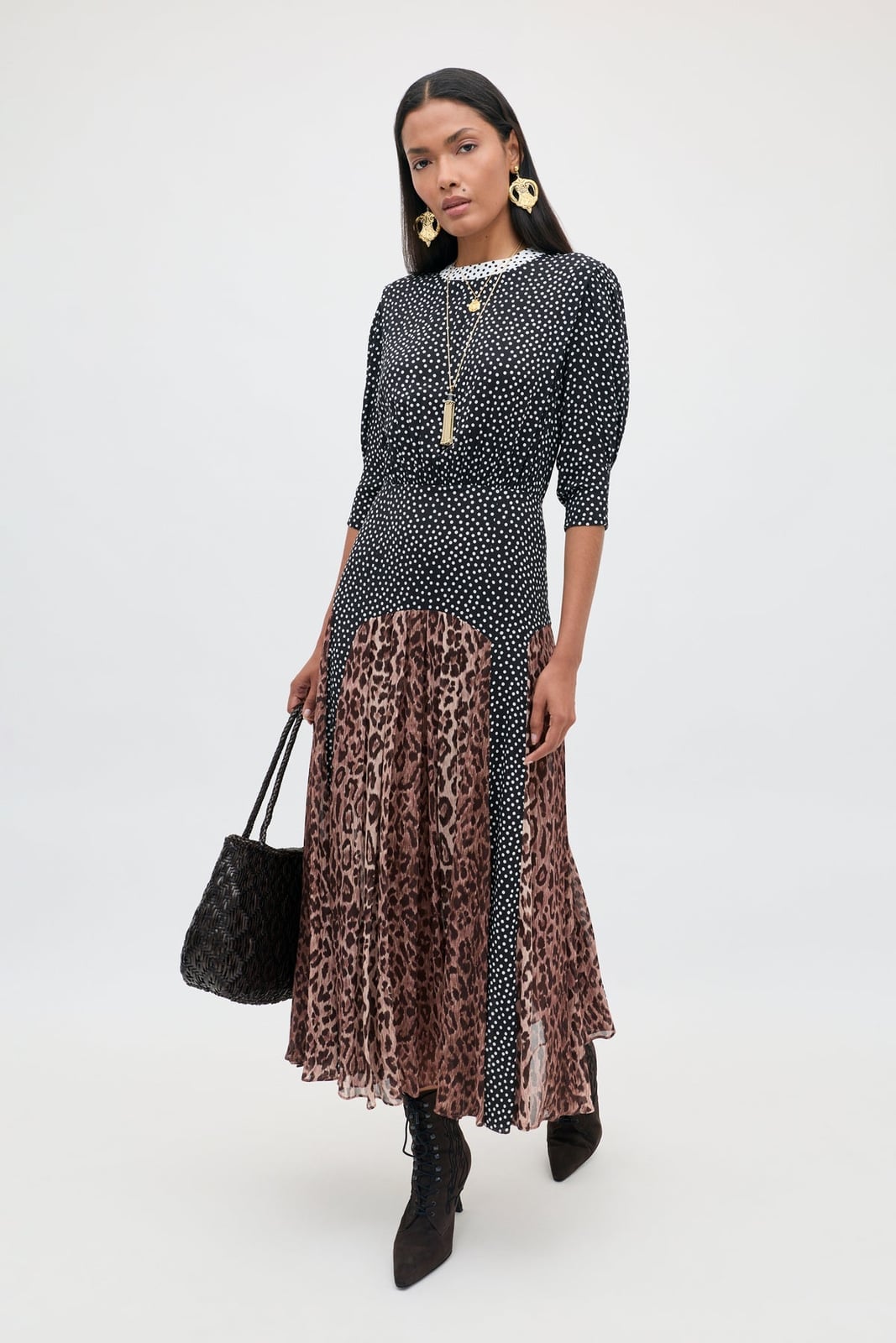 Leopard Chiffon Skirt with Polka Dot Top Leopard Chiffon Skirt with Polka Dot Top — Classy Leopard Outfits