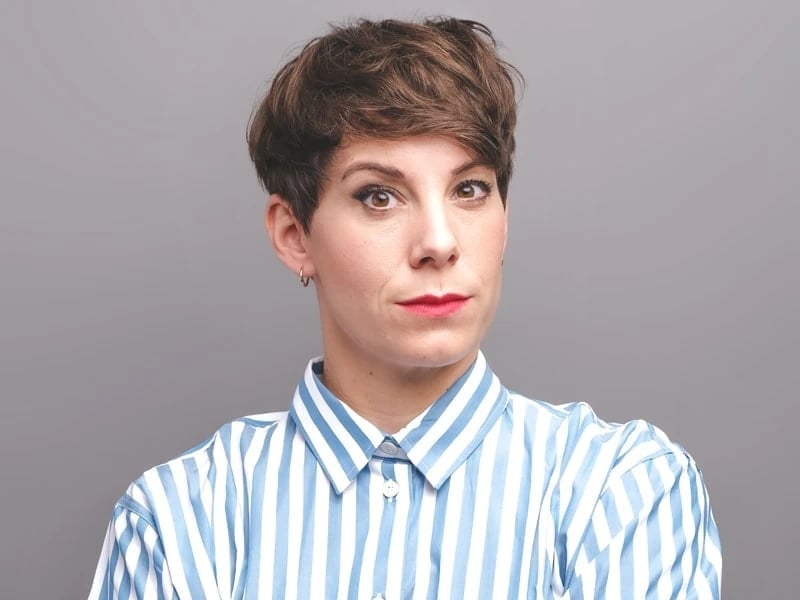 Brown Layered Pixie With Side-Swept Bangs — Classy Lesbian Haircuts