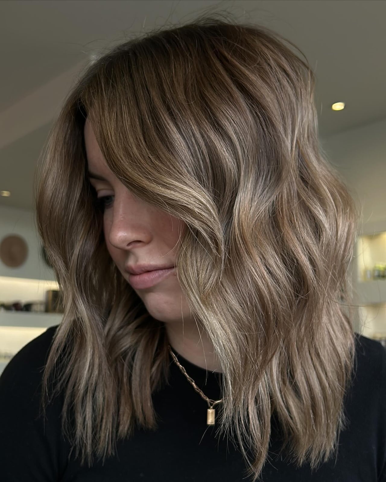 Collarbone Lob With Side Swept Bangs And Balayage — Classy Light Brown Balayage