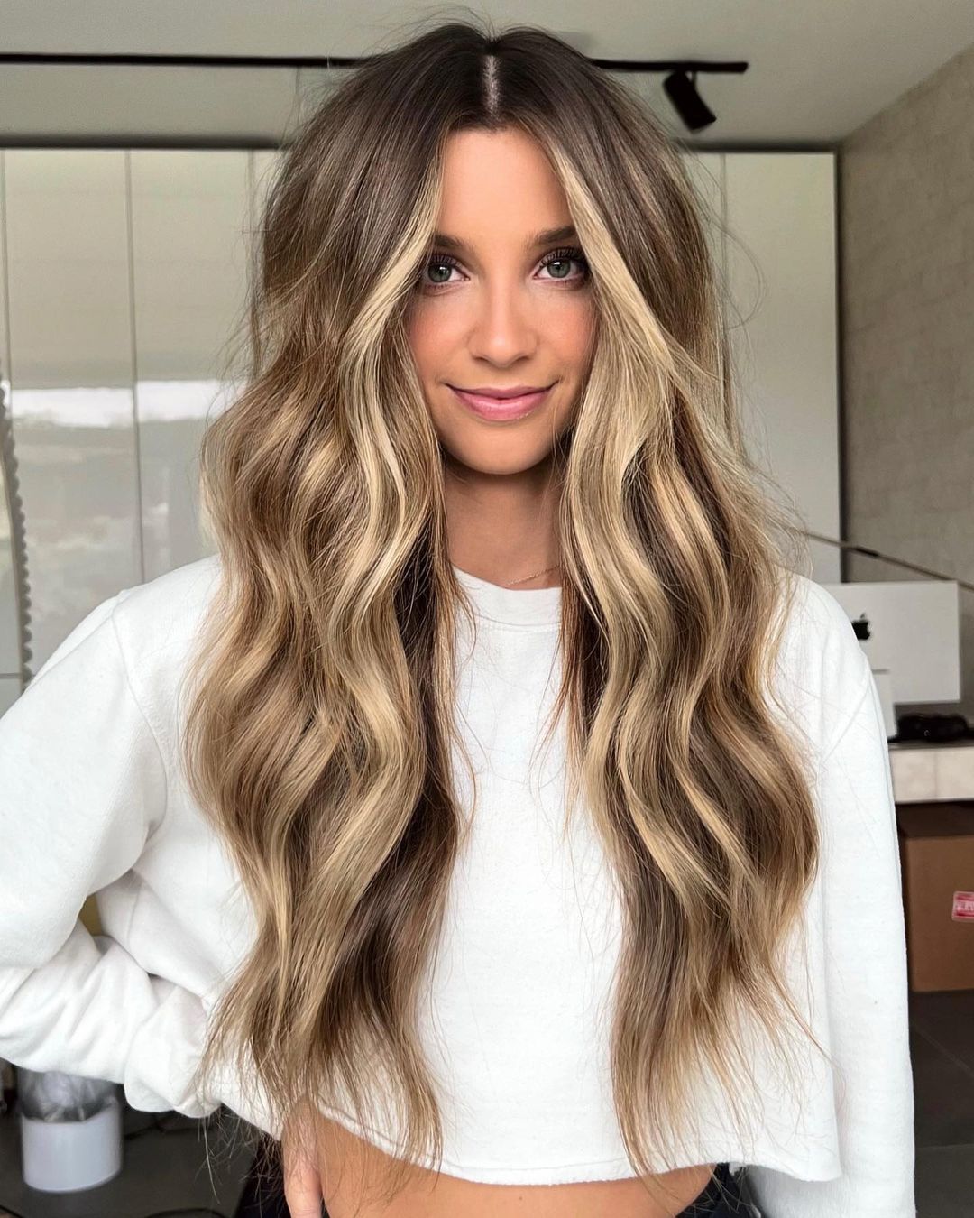 Mid-Back With Blonde Money Piece And Curtain Bangs — Classy Light Brown Hair with Blonde