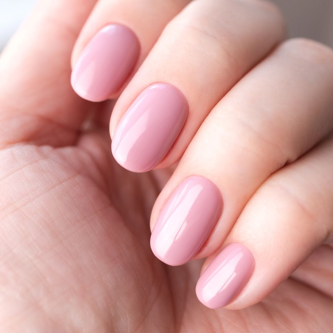 Short Oval Solid Glossy Light Pink Nails — Classy Light Nails