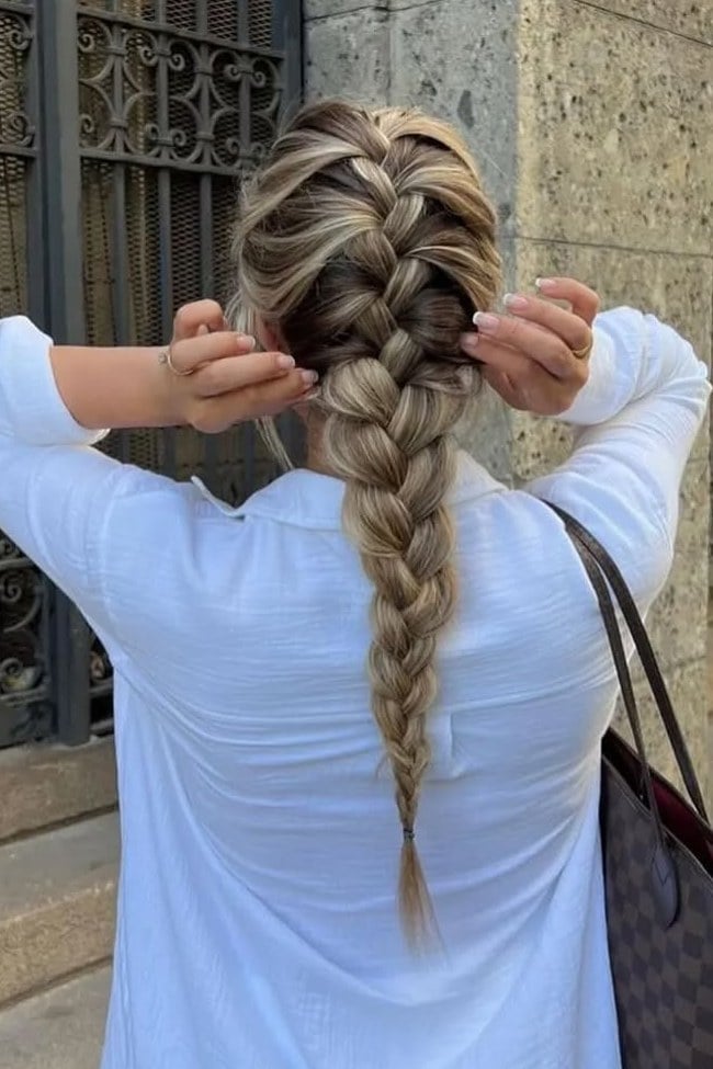 Chunky Mid-Back Blonde Braid With Highlights — Classy Long Braids
