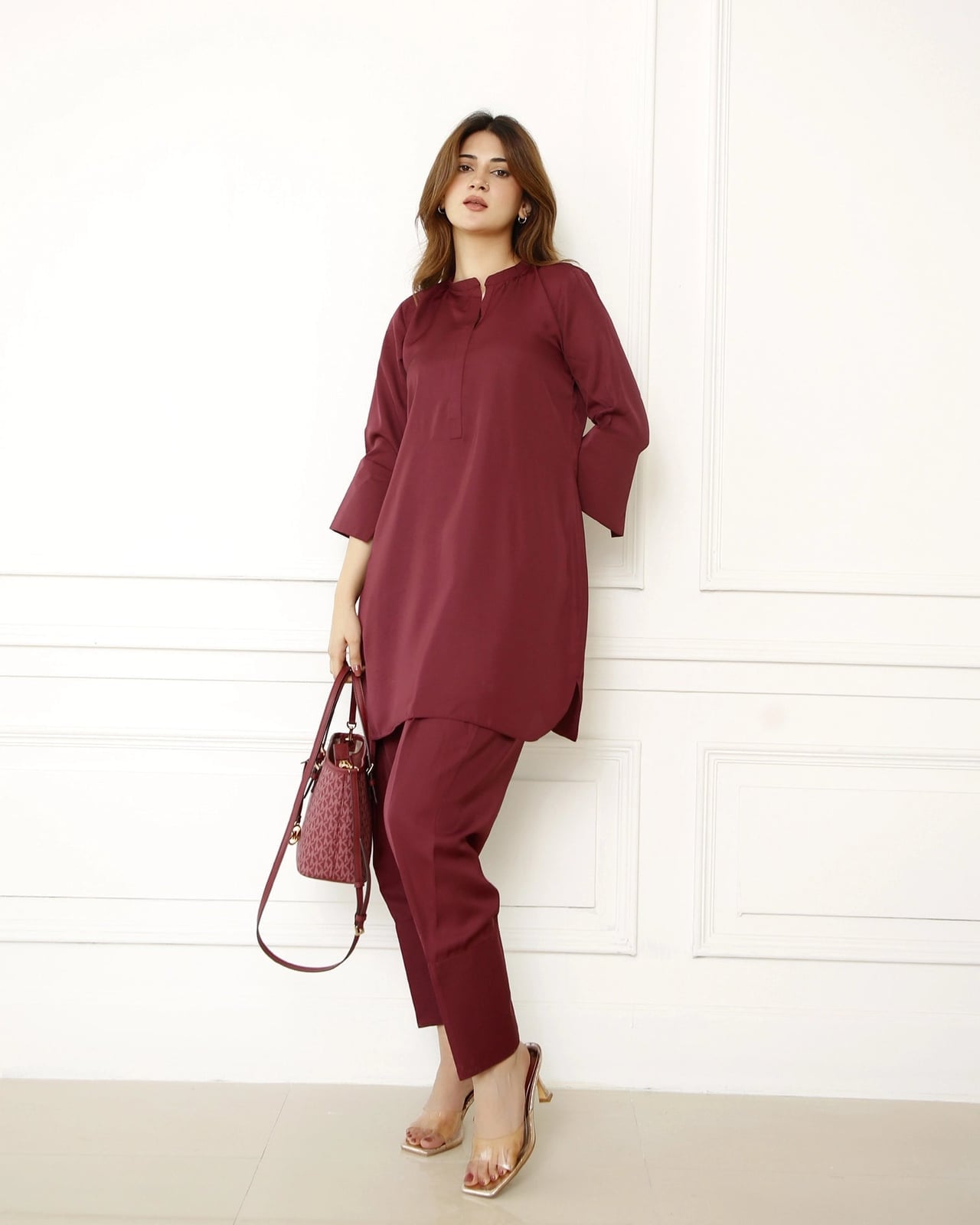 Maroon Tunic Top and Straight-Leg Trousers Set Maroon Tunic Top and Straight-Leg Trousers Set — Classy Maroon Outfits