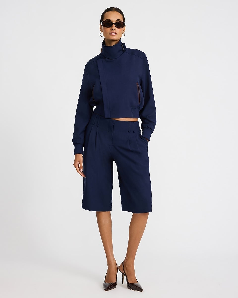 Navy Blue Cropped Jacket and Culottes Set for Smart Casual Navy Blue Cropped Jacket and Culottes Set for Smart Casual — Classy Matching Set Outfits