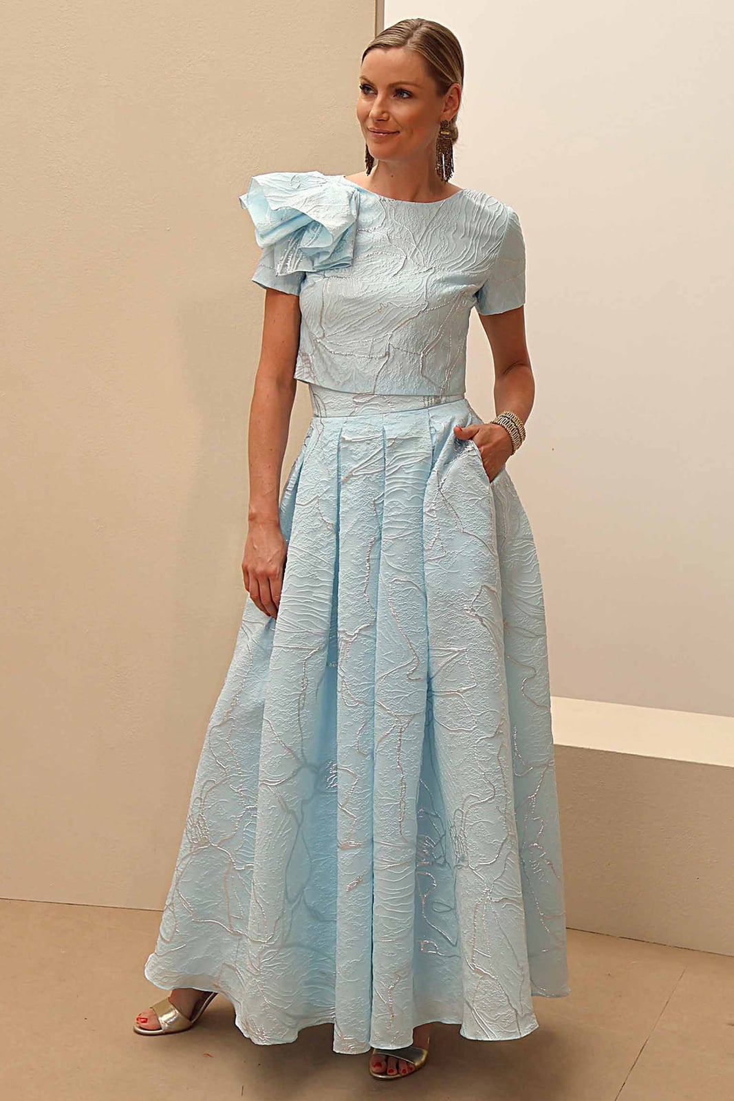 Light Blue Textured Maxi Skirt With Matching Top — Classy Maxi Skirt Outfits